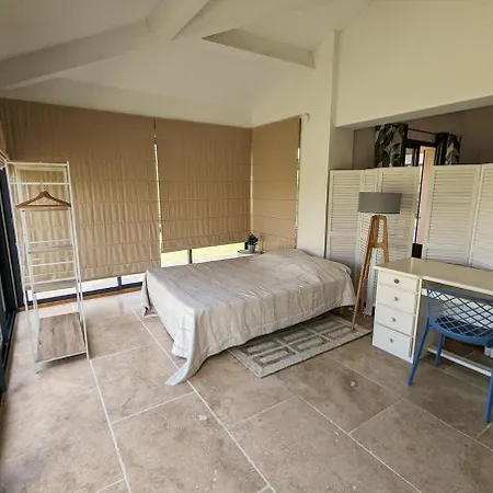 Olivera Villa Saint-Sernin (Ardeche)