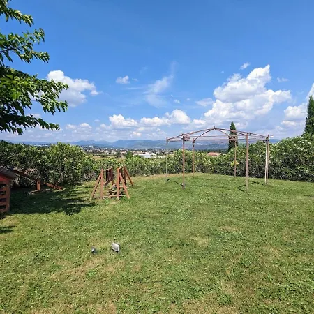 Olivera Villa *